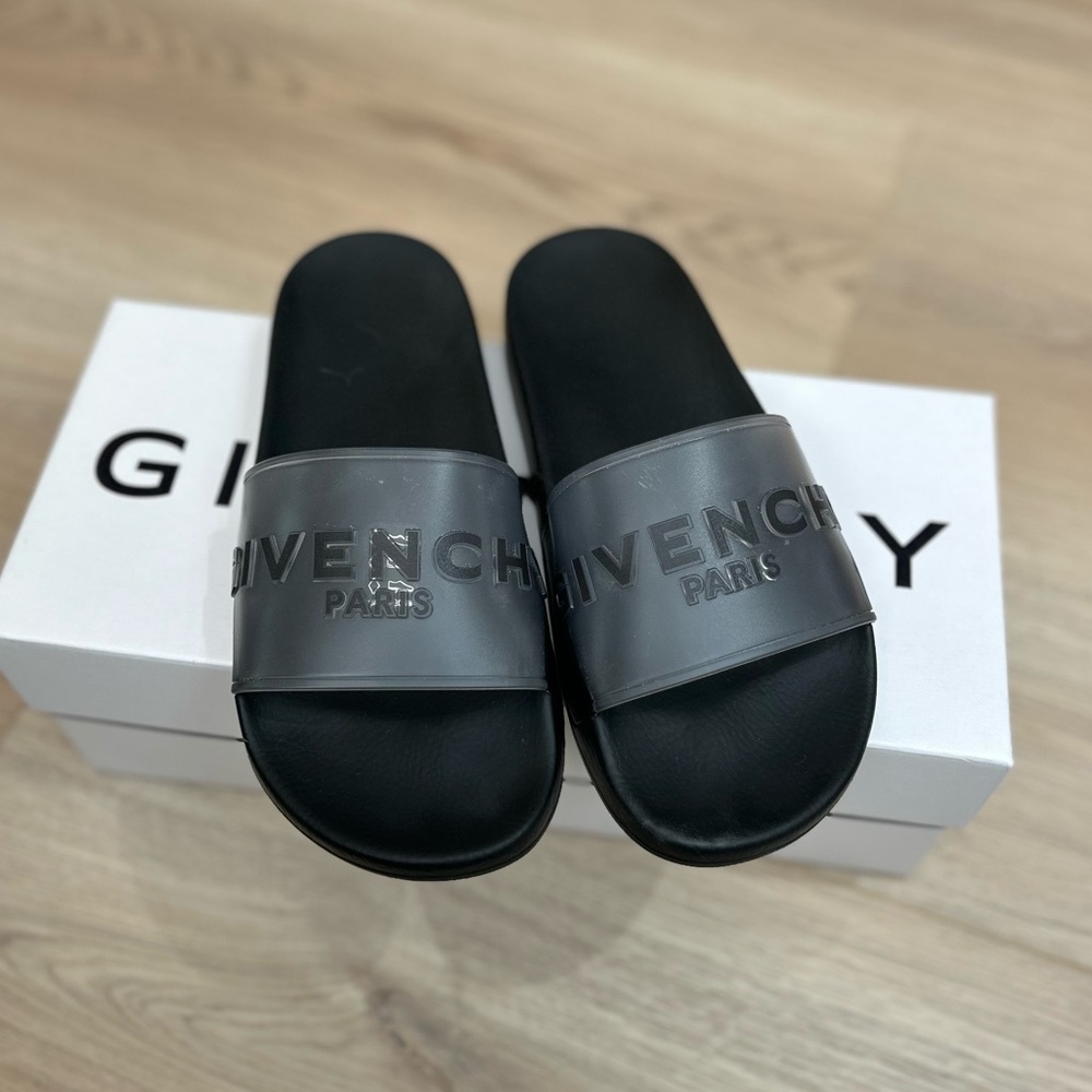 Givenchy Black and Gray Sandals